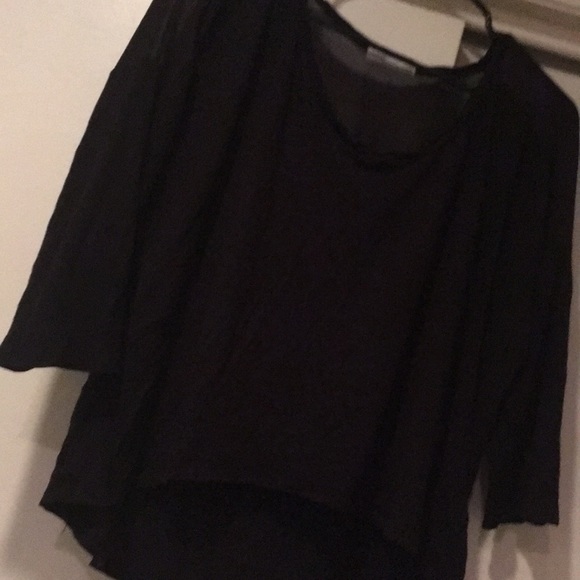 Partly Cropped Blouse - Picture 5 of 5